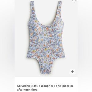 Jcrew women’s Scrunchie classic scoopneck one-piece bathing suit. Band new